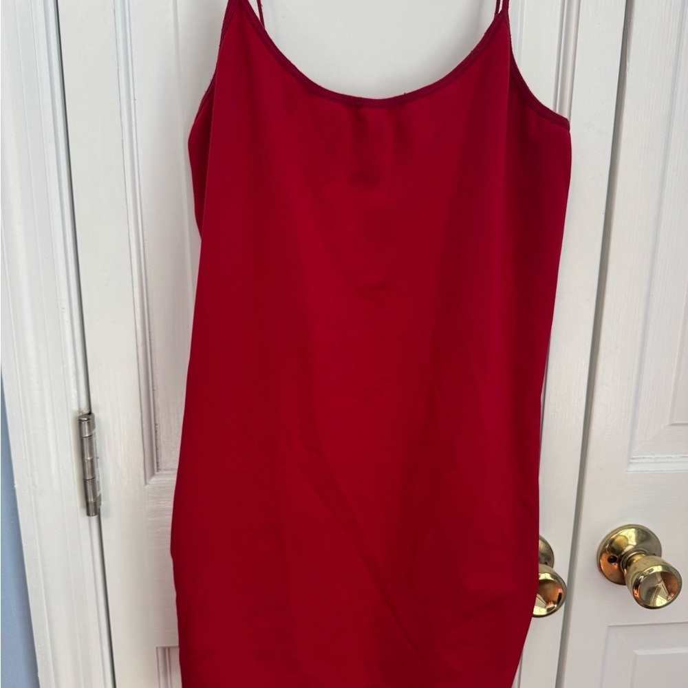Simple Red tank top, quality material not flimsy. Perfect for layering or alone! - Picture 2 of 6